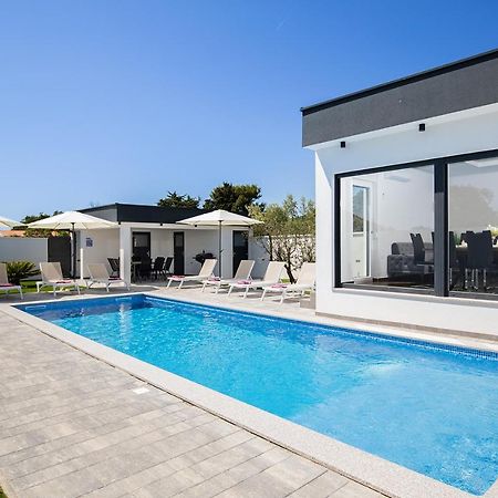 Villa L&L Medulin Eksteriør billede